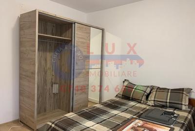 Apartament cu 2 camere decomandat în Piața Nouă