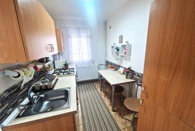 Drumul Taberei, Favorit - 5