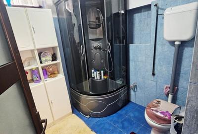 Casă spațioasă cu 9 camere în Strejnicu – pentru locuință, birouri - 41