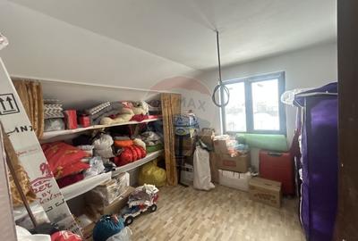 Casă cu 6 camere cu Teren 1300 Mp în Satulung - 15