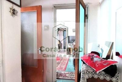 Apartament cu 3 camere semidecomandat în Colentina - 15