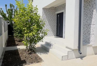 Casă cu 4 camere cu Teren 320 Mp în Berceni