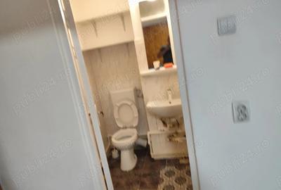 Inchiriez apartament 2 camere mobilat Inchiriez apartament 2 camere mobilat - 4