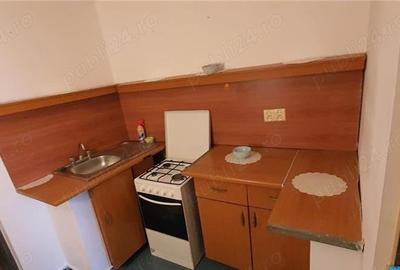 Garsonieră decomandată în Buziașului - 2