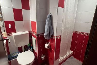 Apartament cu 4 camere decomandat în Florești - 7