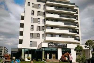 Apartament cu 2 camere decomandat în Între Lacuri