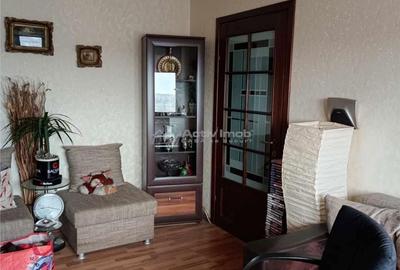 Apartament cu 3 camere în Jilava