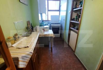 Apartament cu 3 camere decomandat, mobilat în Central