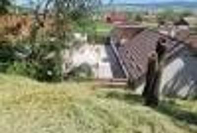 Casă cu 3 camere cu Teren 2235 Mp în Rotbav - 5