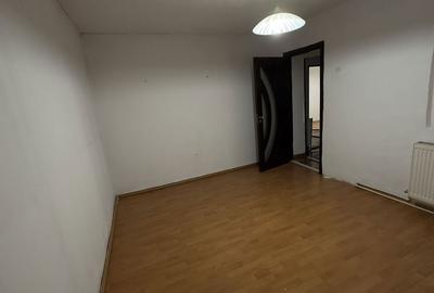 Casă cu 3 camere în Central - 2