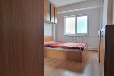 Apartament cu 3 camere decomandat în Sebastian - 10