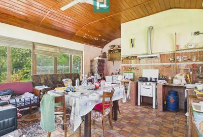 Casă cu 5 camere cu Teren 8000 Mp în Sânmartin - 4