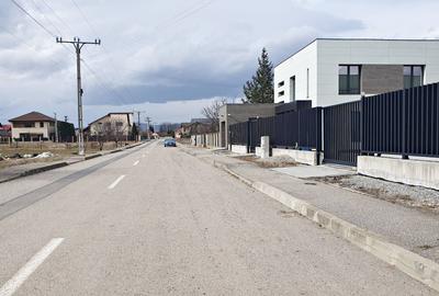 Teren Construcții intravilan de 730 mp, în Cristian - 8