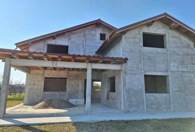 Casă cu 6 camere în Vânători - 6