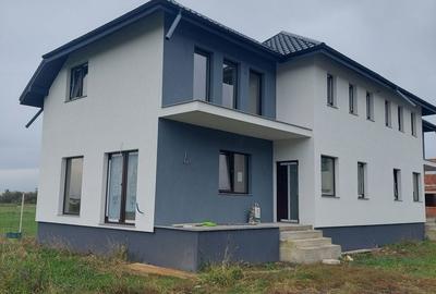 Casă cu 3 camere în Central - 3