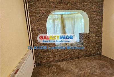 Apartament cu 2 camere semidecomandat în Micro 9 - 13