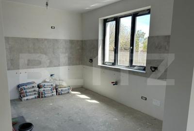 Casă cu 4 camere cu Teren 350 Mp în Central