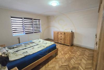 Apartament cu 3 camere decomandat, mobilat în Micro 16 - 3