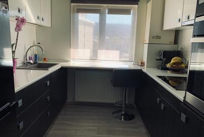 Apartament cu 4 camere decomandat în Exterior Vest - 1