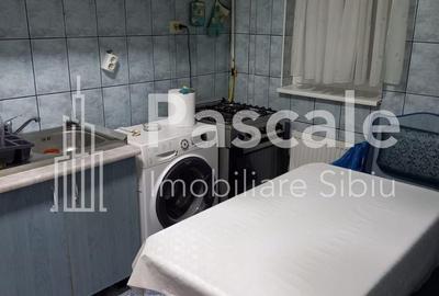 Apartament cu 3 camere în Central - 11