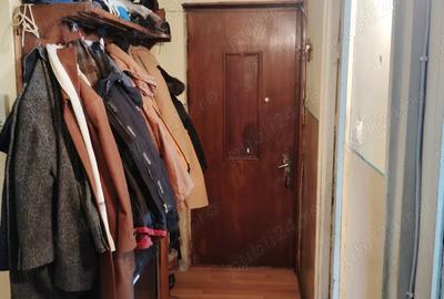 Apartament de vanzare - 4