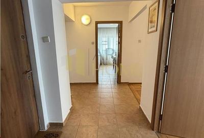 Apartament cu 3 camere, mobilat în Republicii - 3