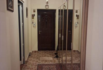 VANZARE AP 2 CAM IN BLOC RUSESC - 3
