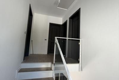 Casă cu 4 camere în Central - 2