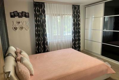 Apartament cu 3 camere decomandat în Fratelia - 5