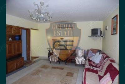 Inchiriere vila Agigea, 8 camere, 2 bucatarii per etaj, 5 bai, pretul pe CAMERA - 4