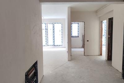 Apartament cu 4 camere decomandat în Aviației - 3