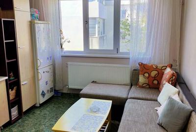 Apartament cu 2 camere semidecomandat în Far - 1