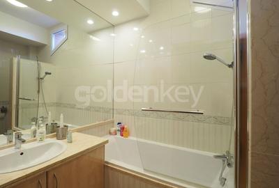 Duplex cu 6 camere cu Piscina în Iancu Nicolae - 12