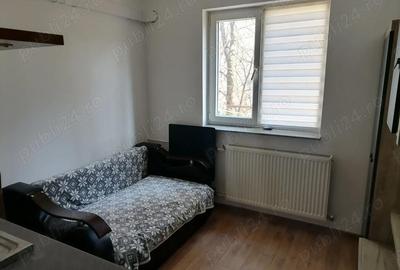 Garsonieră decomandată în Central - 3