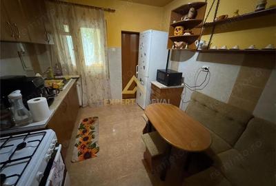 Apartament cu 4 camere decomandat în Central - 15