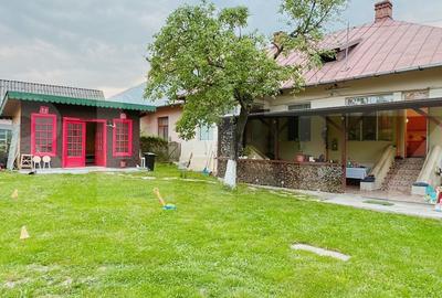 Casa in Moreni (exterior Vest) cu finisaje de lux si 2000 mp de teren