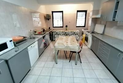 Pensiune 13 camere 16 bai sauna piscina si teren 1565 mp Cisnadioara - 22