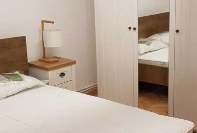 Apartament cu 3 camere în Vatra Luminoasă