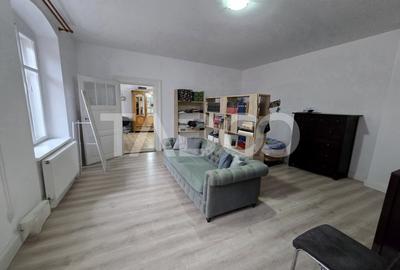 Apartament cu 2 camere nedecomandat, mobilat în Ultracentral