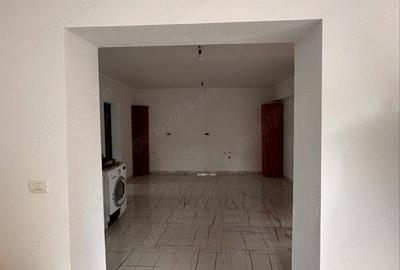 Casă cu 3 camere în Central - 4