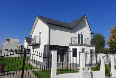 Vila cu deschidere la 2 strazi - 2