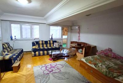 Apartament 4 camere, 123 mp   Ultracentral, zona Teatru Tribunalul Nou, Focșani - 2