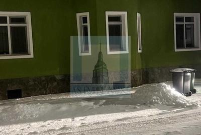 Casă individuală cu 4 camere cu Canalizare în Centrul Civic - 3