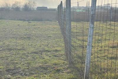 Teren de 1660 mp, în Exterior Vest - 7