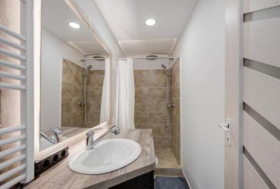 Apartament cu 3 camere decomandat în Bragadiru