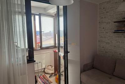 Garsoniera spatioasa, etaj 2, loc de parcare, Drumul Fermei,0 Comision - 15