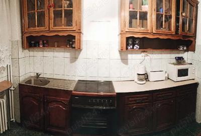 Apartament cu 3 camere decomandat în Nufărul - 5