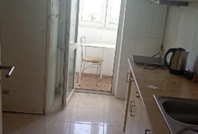 Basarabia metrou Costin Georgian,bl.reabilitat, 6/9,2 balcoane,geam baie. - 3