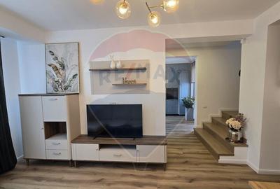 DE INCHIRIAT Casa / Vila cu 5 camere in zona Ferme/OTO... - 16