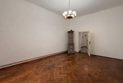 Apartament cu 2 camere decomandat în P-ța Unirii - 2